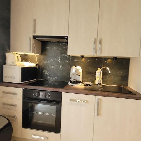 Lara II Apartman เดเบรตเซน ภายนอก รูปภาพ