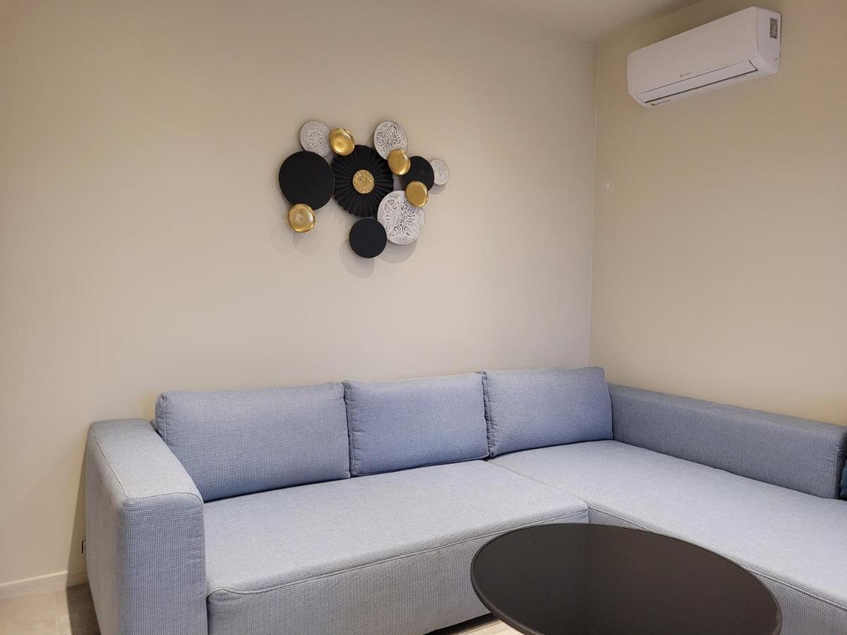 Lara II Apartman เดเบรตเซน ภายนอก รูปภาพ